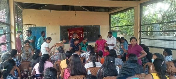 Distribution of vegetable plants and pots to families who are engaged in gardening in Jalthara (2023-01-04)